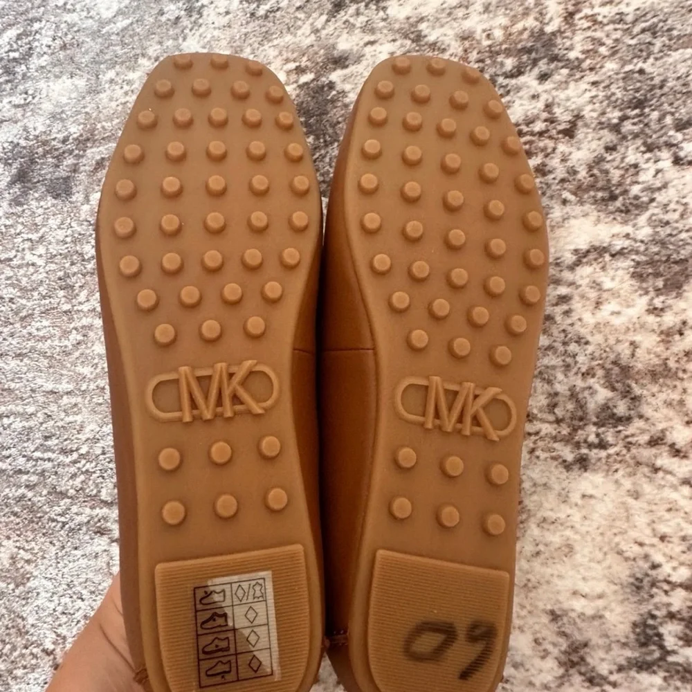 Michael Kors Brown and Tan Loafers size 9 - Picture 5 of 5